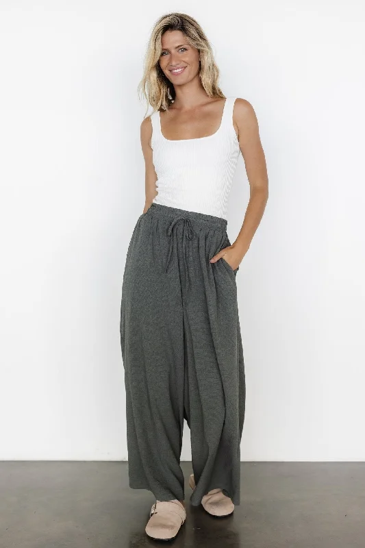 Graceful Fashion Florence Textured Pants | Olive