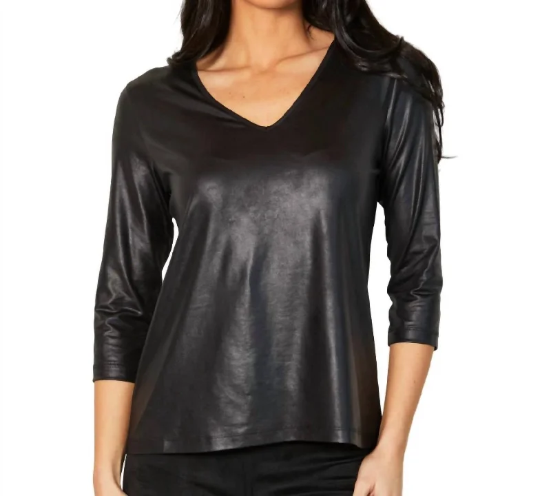 Fashion Deal Vegan Leather V-Neck Top In Black