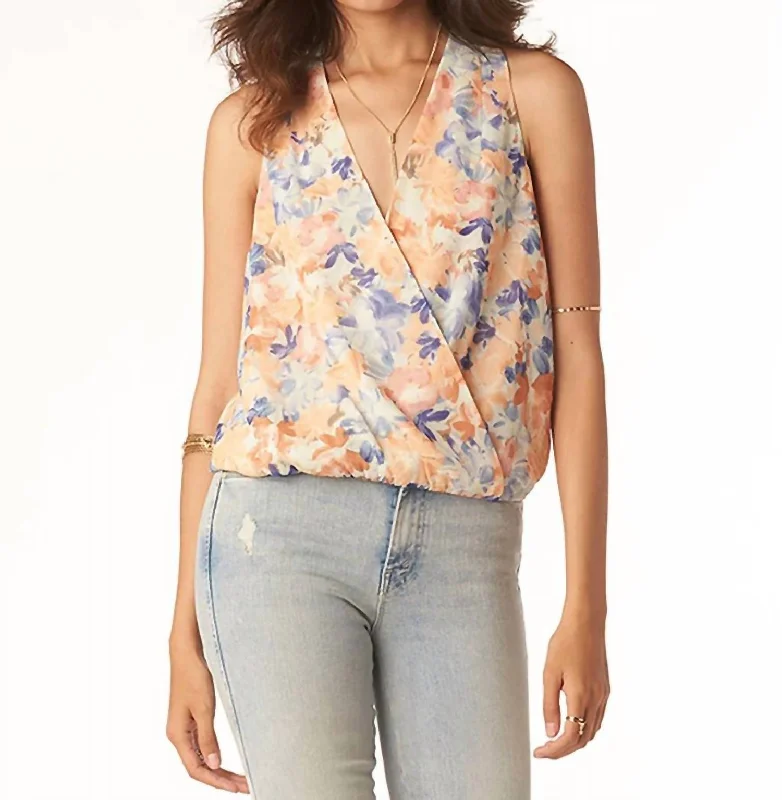 Elegant Fashion Carinna Top In Pressed Floral