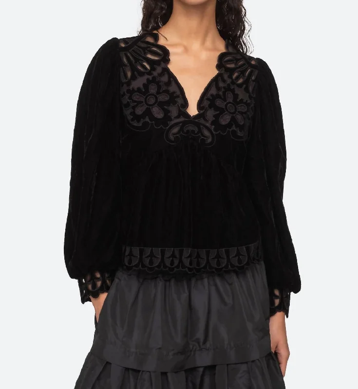 Unique Women's Fashion Pieces Dana Embroidery Velvet Top In Black