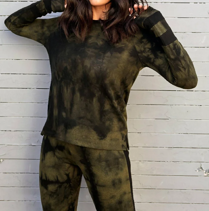 Trend Setting Wardrobe Tie Dye Crew Top With Stripe In Army