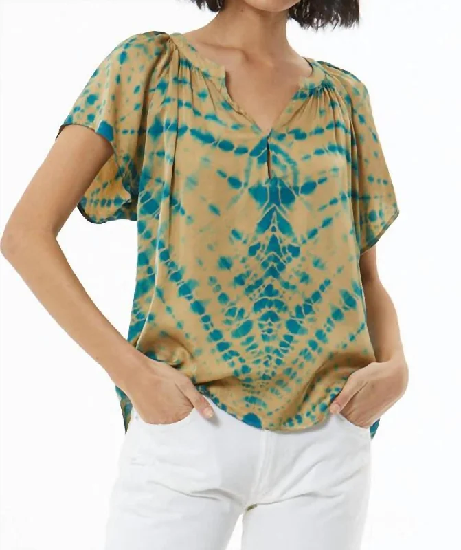 Chic & Cozy Apparel Lucy Top In Willow