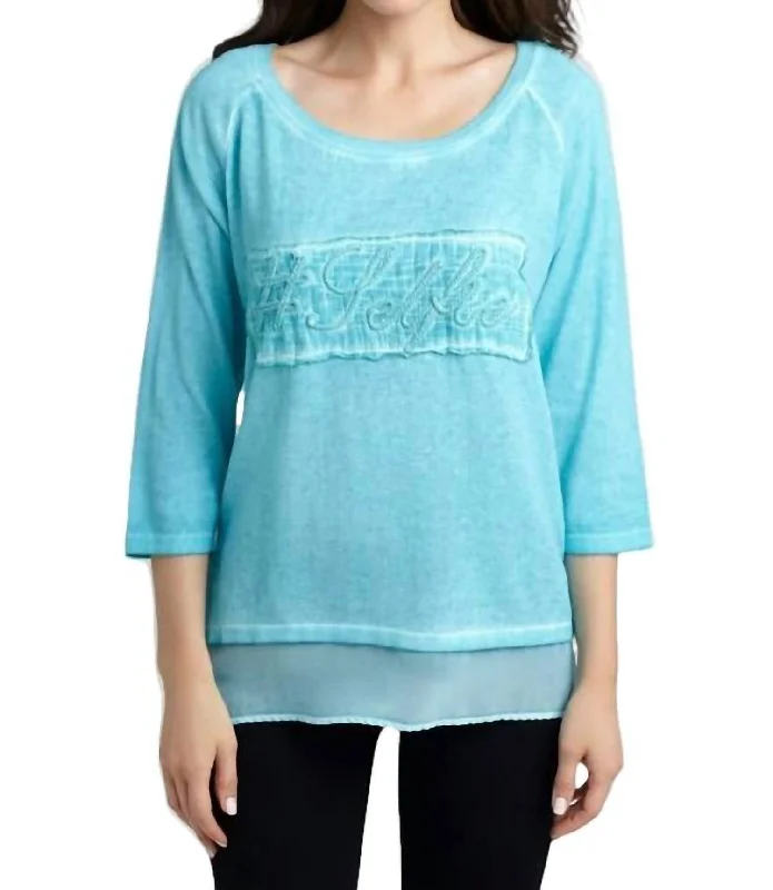 Wardrobe Refresh #selfie Top In Turquoise