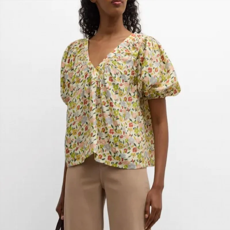 Flash Sale, Don't Miss Bungalow Top In Floating Petals