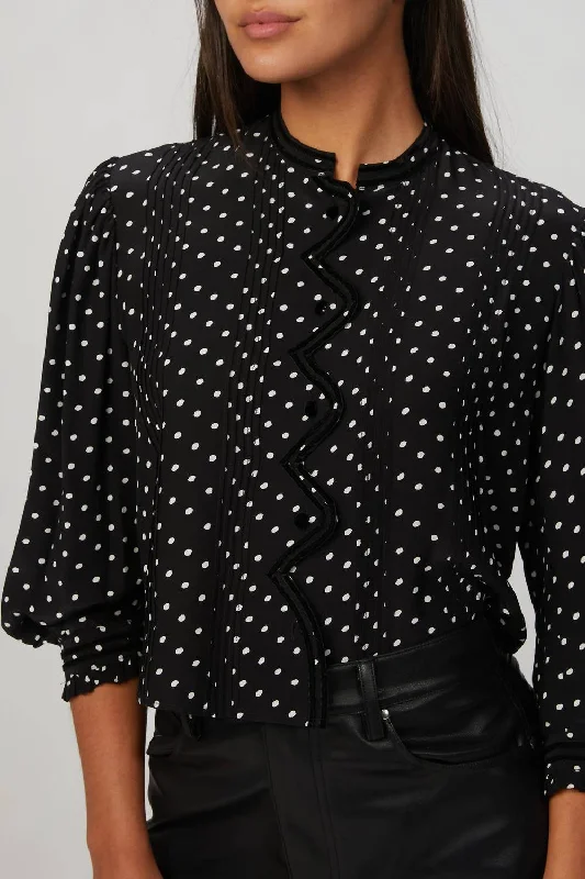 Casual Fashion Polka Dots Flowing Top In Black