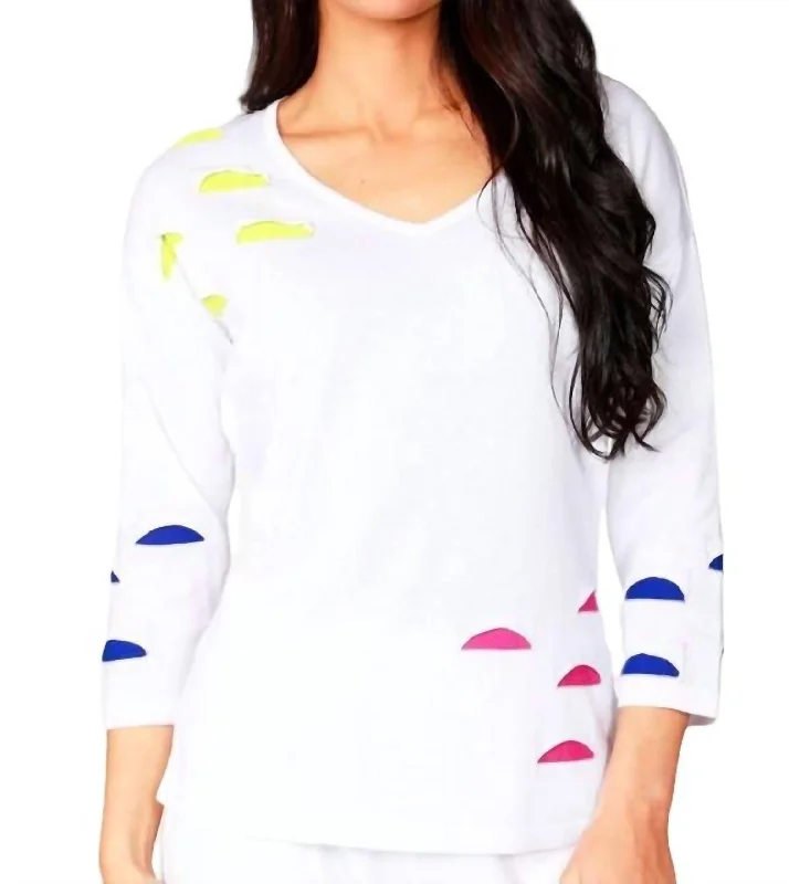 Daily Deals Cut Out V-Neck Top In White Multi