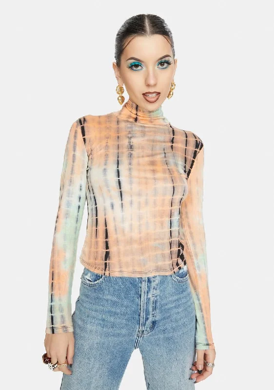 Top Deals Catch A Wave Tie Dye Top