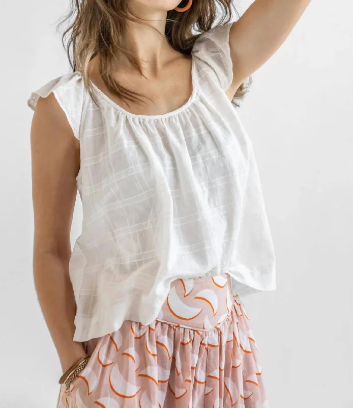 Versatile Style Wardrobe Ruffle Sleeve Top With Shirring In White