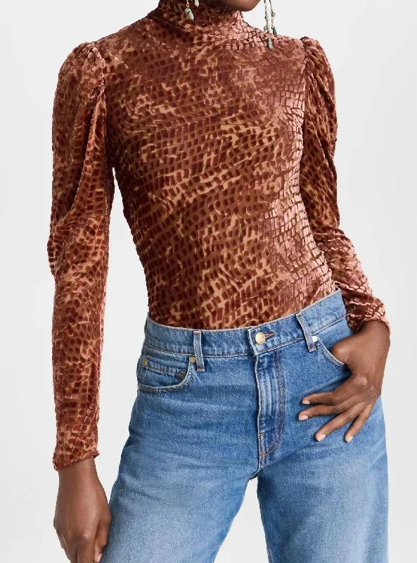 Final Sale Althea Turtleneck Top In Sienna