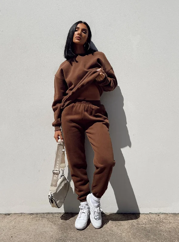 Chic Outfits Club Basic Trackpants Brown