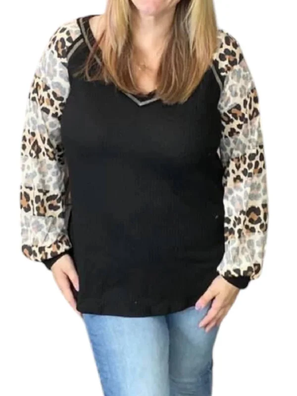 All Season Fashion Collection Leopard Puff Sleeve Top In Black