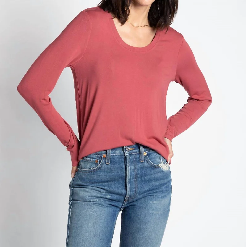 Athleisure Wear Lauren Top In Cranberry