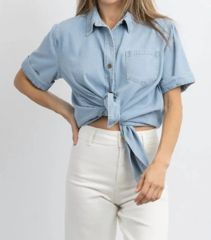 Everyday Fashion Back Bay Denim Button Top In Blue