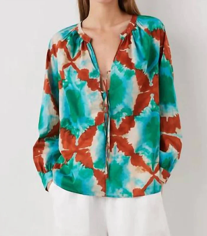 City Fashion Brielle Top In Kaleidoscope