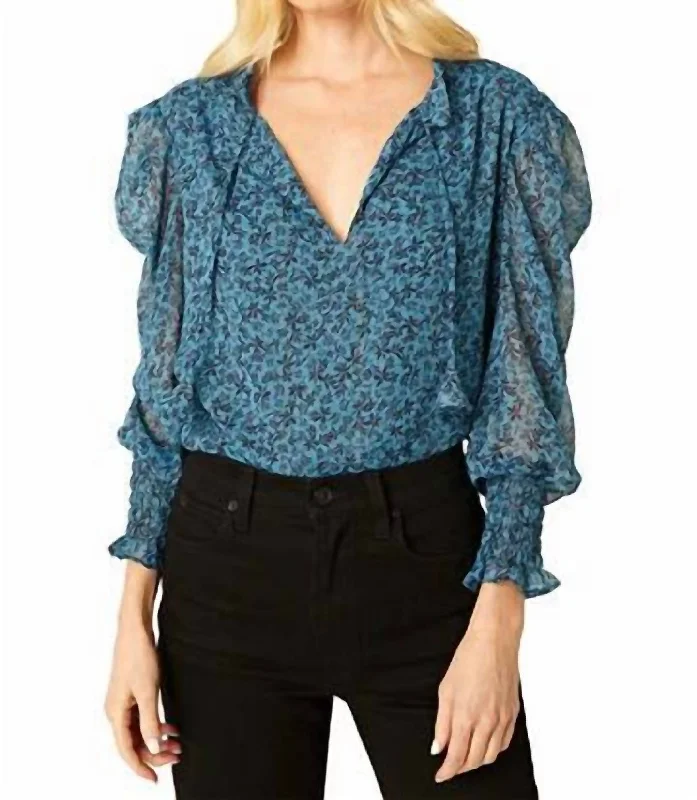 Odd Size Clearance Sale Siena Top In Cerulean Ditzy