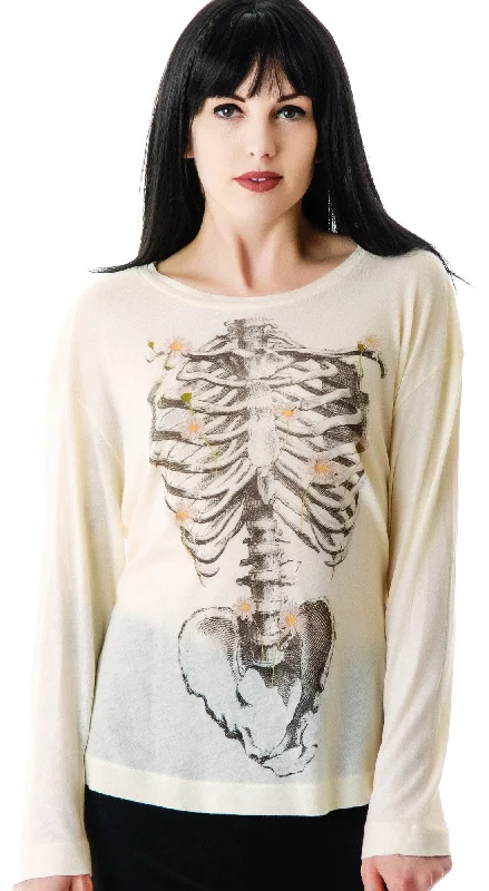 Exclusive Women's Fashion Collection Daisy Bones Rainy Beach House T