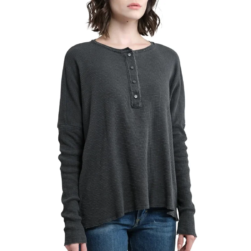 Outfits For Girls Abbot Slim Sleeve Henley Top In Pigment Black