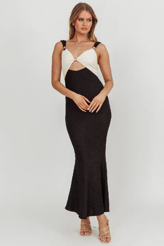 Online Boutiques Affordable Freyja Contrast Maxi Dress Oyster/Black