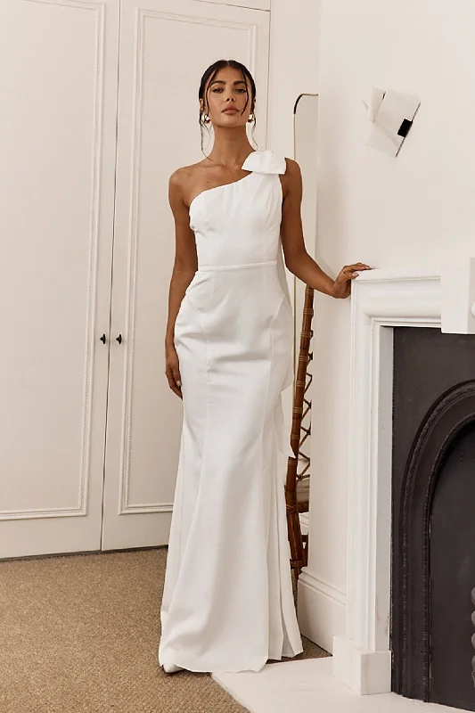 VIP Member Discount Carriann One-Shoulder Bow Maxi Dress White