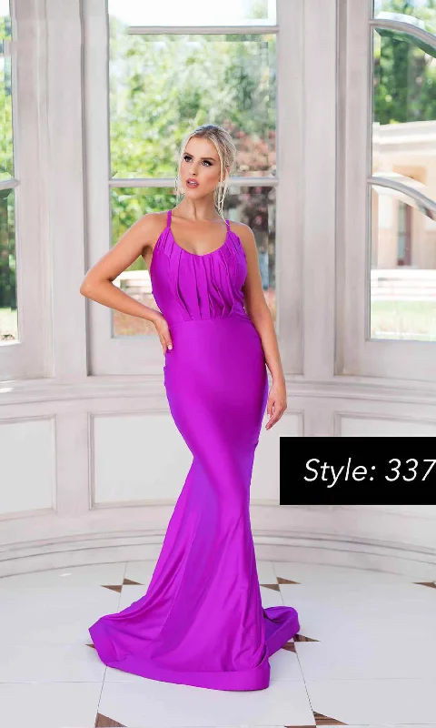 Dive Into Trendy Styles Jessica Angel 337