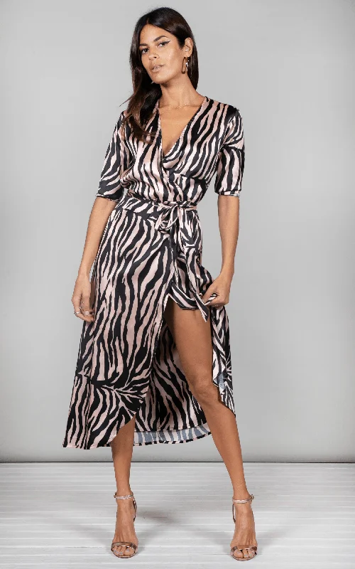 Hot Trends Yondal Dress In Blush Zebra