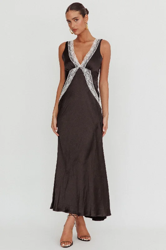 Flash Sale, Don't Miss Ivonne Contrast Lace V-Neck Maxi Dress Black