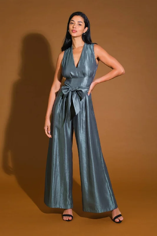 Must Haves ROMANCE IN LOVE WOVEN JUMPSUIT