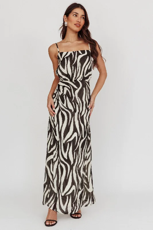 Huge Price Cut Pristine Zebra Print Maxi Dress Black