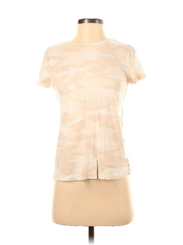 Runway Inspired Wear Short Sleeve T Shirt