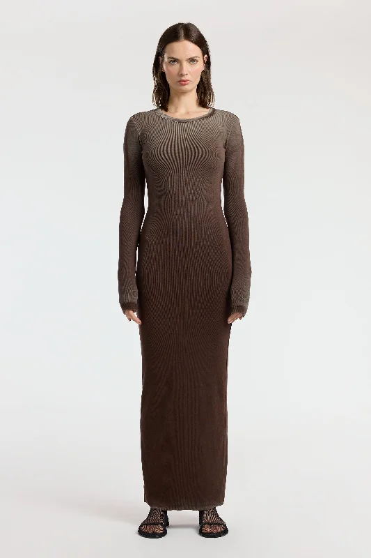 Chic And Trendy Verona Crewneck Maxi Dress