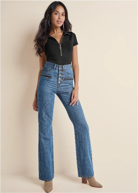 Modern Women's Fashion with Vintage Touches Button Fly Relaxed Leg Jeans - Medium Wash