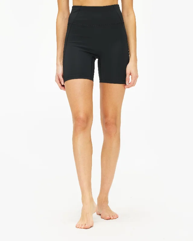 Edgy Fashion Equinox Women's Biker Short