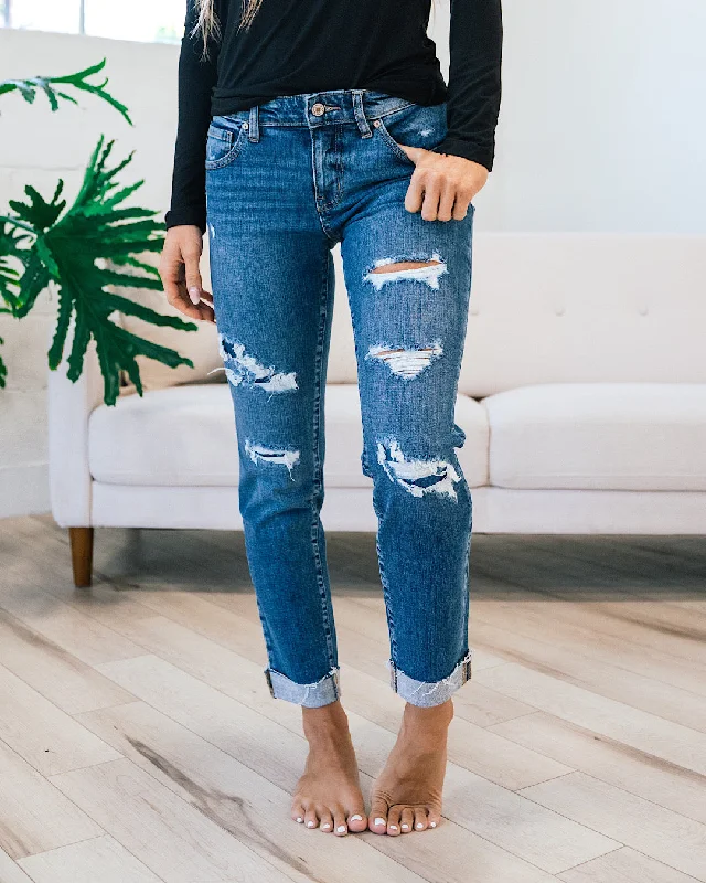 Chic Wardrobe Essentials KanCan Kylie Patched Slim Boyfriend Jeans