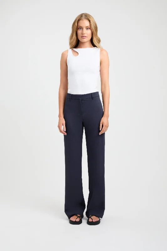 Chic Trends For The Fashion Savvy Oyster Suit Pant